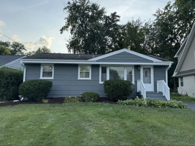 $459,000 | 758 Kenilworth Avenue, Glen Ellyn, IL 60137