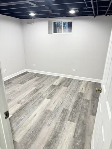 $459,000 | 758 Kenilworth Avenue, Glen Ellyn, IL 60137