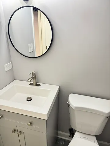 $459,000 | 758 Kenilworth Avenue, Glen Ellyn, IL 60137