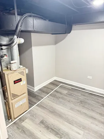 $459,000 | 758 Kenilworth Avenue, Glen Ellyn, IL 60137