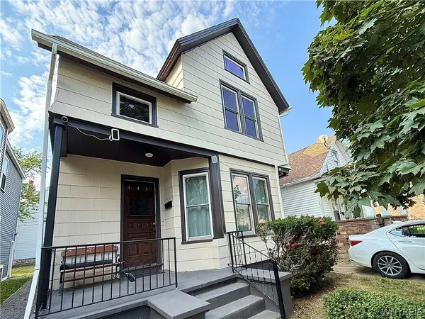 $1,500 | 460 Rhode Island Street, Buffalo, NY 14213