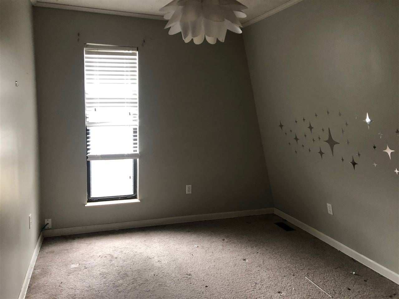 1420 Spring Valley Circle Huntington, WV 25704 - Photo 3 of 5 Gallery Image 3
