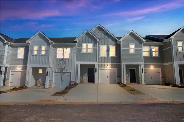 $2,100 | 1150 Hunter Trail, Unit ANISE, Acworth, GA 30102