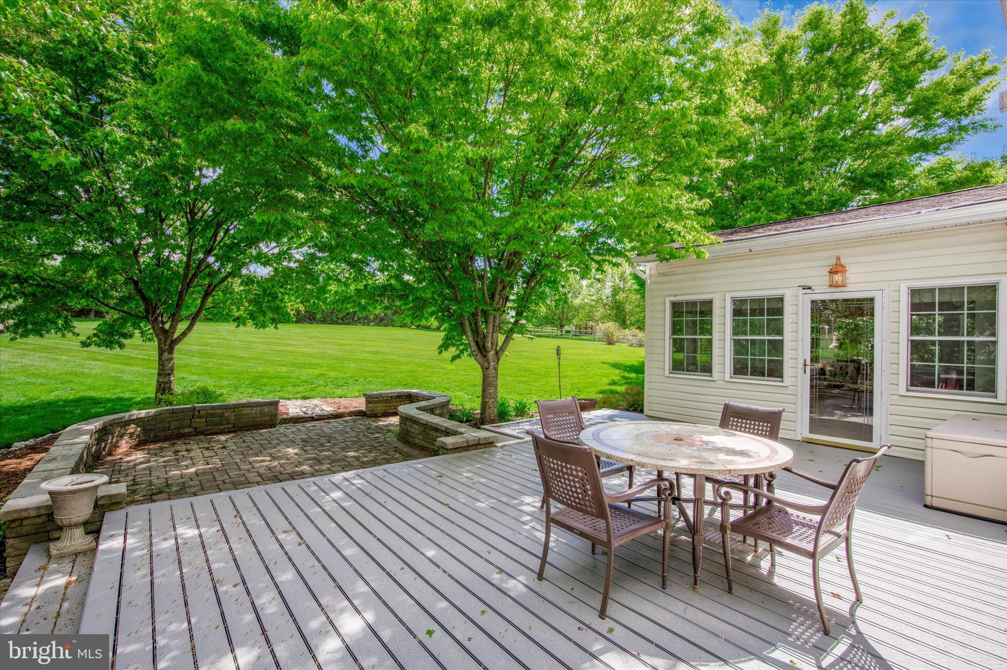 1989 Knight Road Green Lane, PA 18054 - Photo 38 of 50