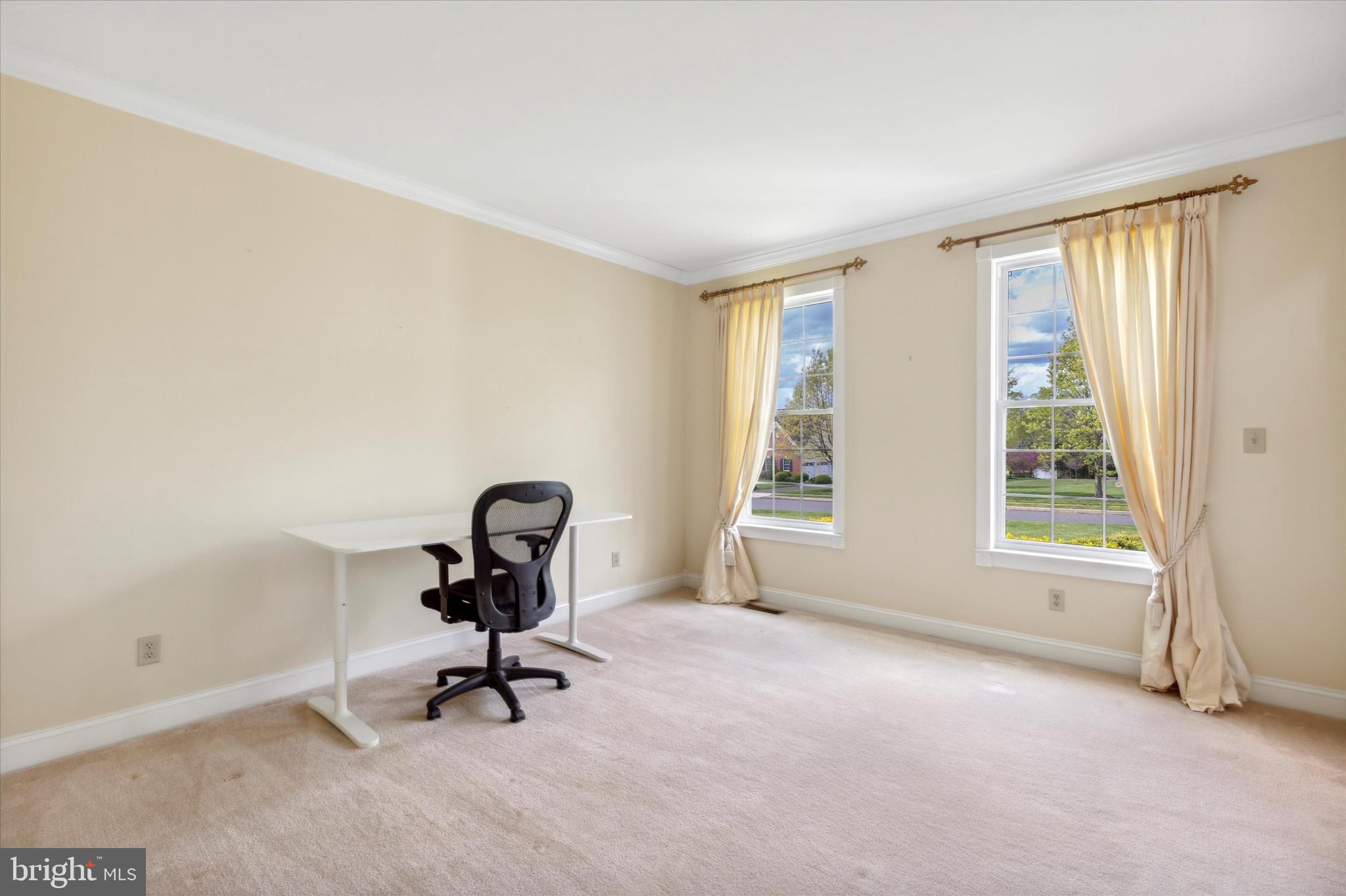 1989 Knight Road Green Lane, PA 18054 - Photo 9 of 50