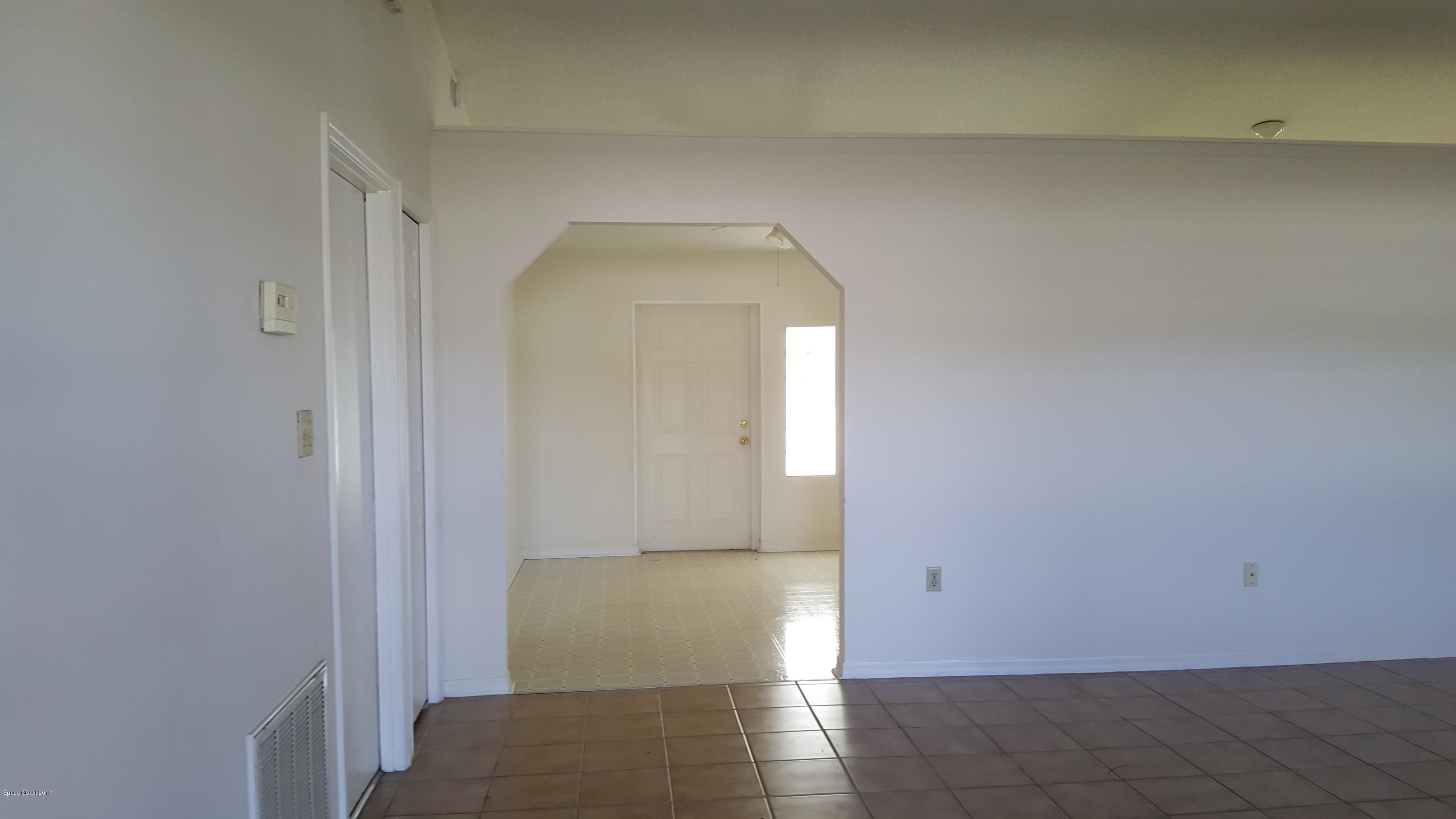 494 Garvey Road Palm Bay, FL 32908 - Photo 5 of 12 484 Garvey Front Entrance