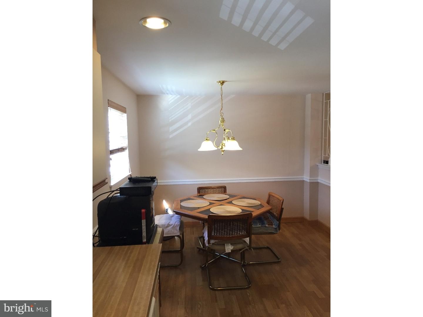 8425 Bridle Road Philadelphia, PA 19111 - Photo 5 of 24 Kitchen