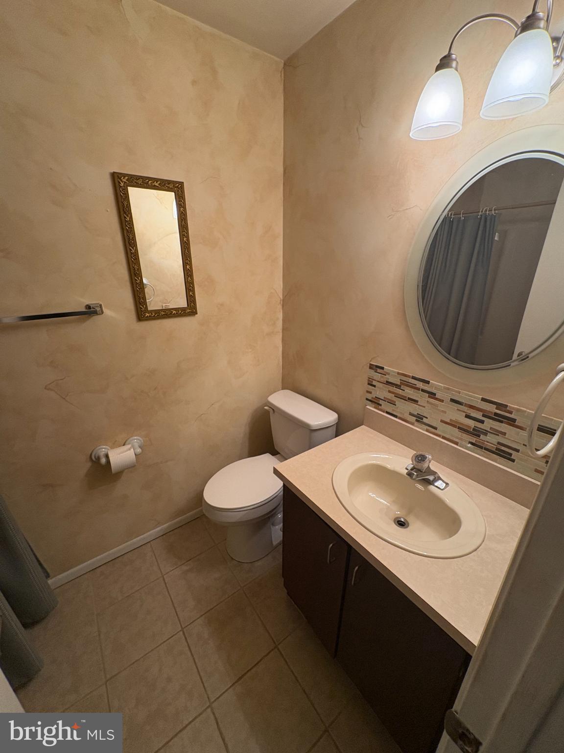 1531 Tarleton Place Warminster, PA 18974 - Photo 16 of 25 Charming bathroom with modern accents.