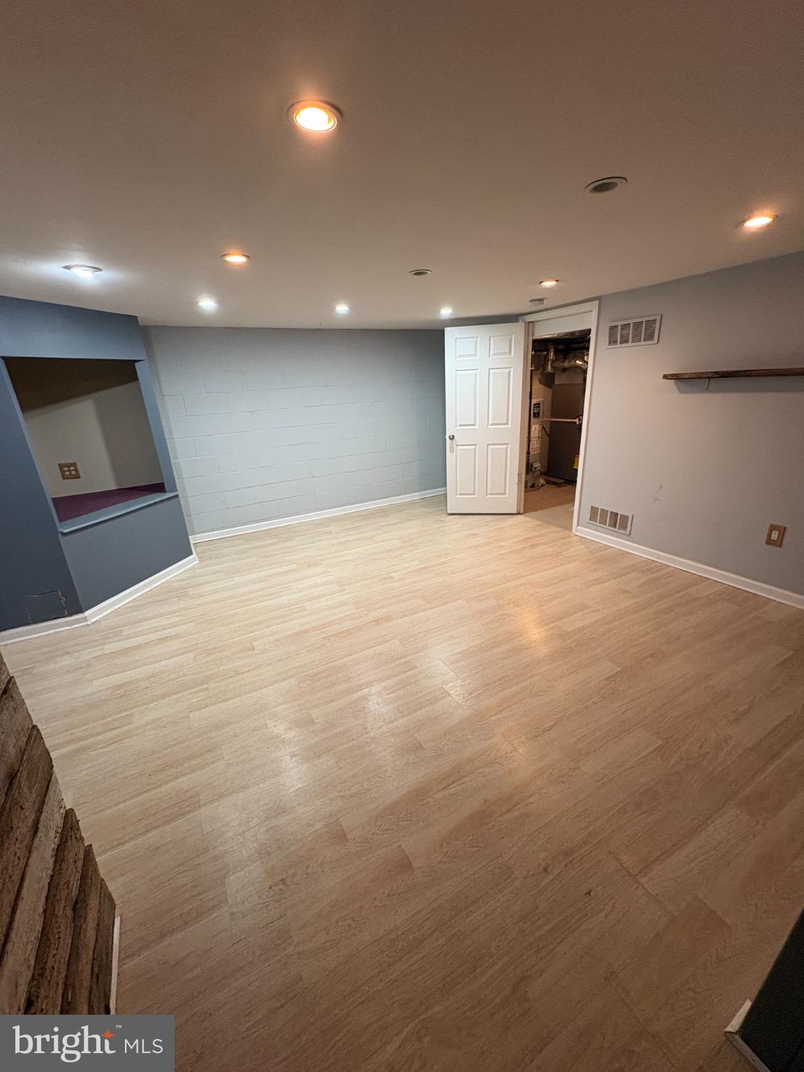 1531 Tarleton Place Warminster, PA 18974 - Photo 19 of 25 Versatile space with modern finishes.