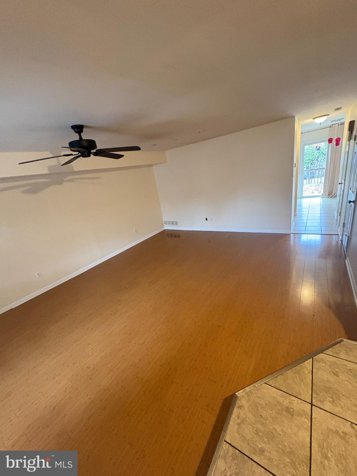 1531 Tarleton Place Warminster, PA 18974 - Photo 3 of 25 Spacious room with sleek wood flooring.