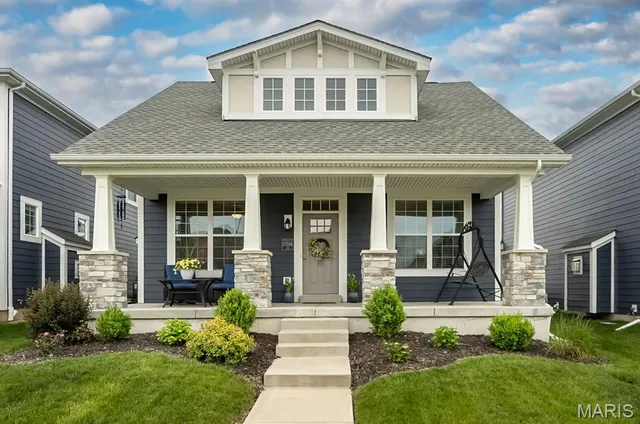 $469,900 | 17006 Main Street, Wildwood, MO 63040