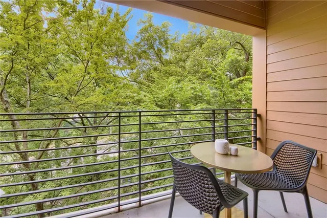 $389,900 | 112 Rogers Street Northeast, Unit 305, Atlanta, GA 30317