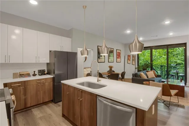 $389,900 | 112 Rogers Street Northeast, Unit 305, Atlanta, GA 30317