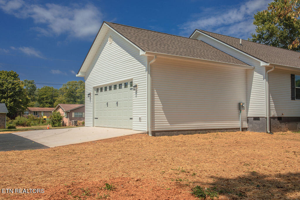 202 College Grove Road Rockwood, TN 37854 - Photo 32 of 37 2S2A2640-1