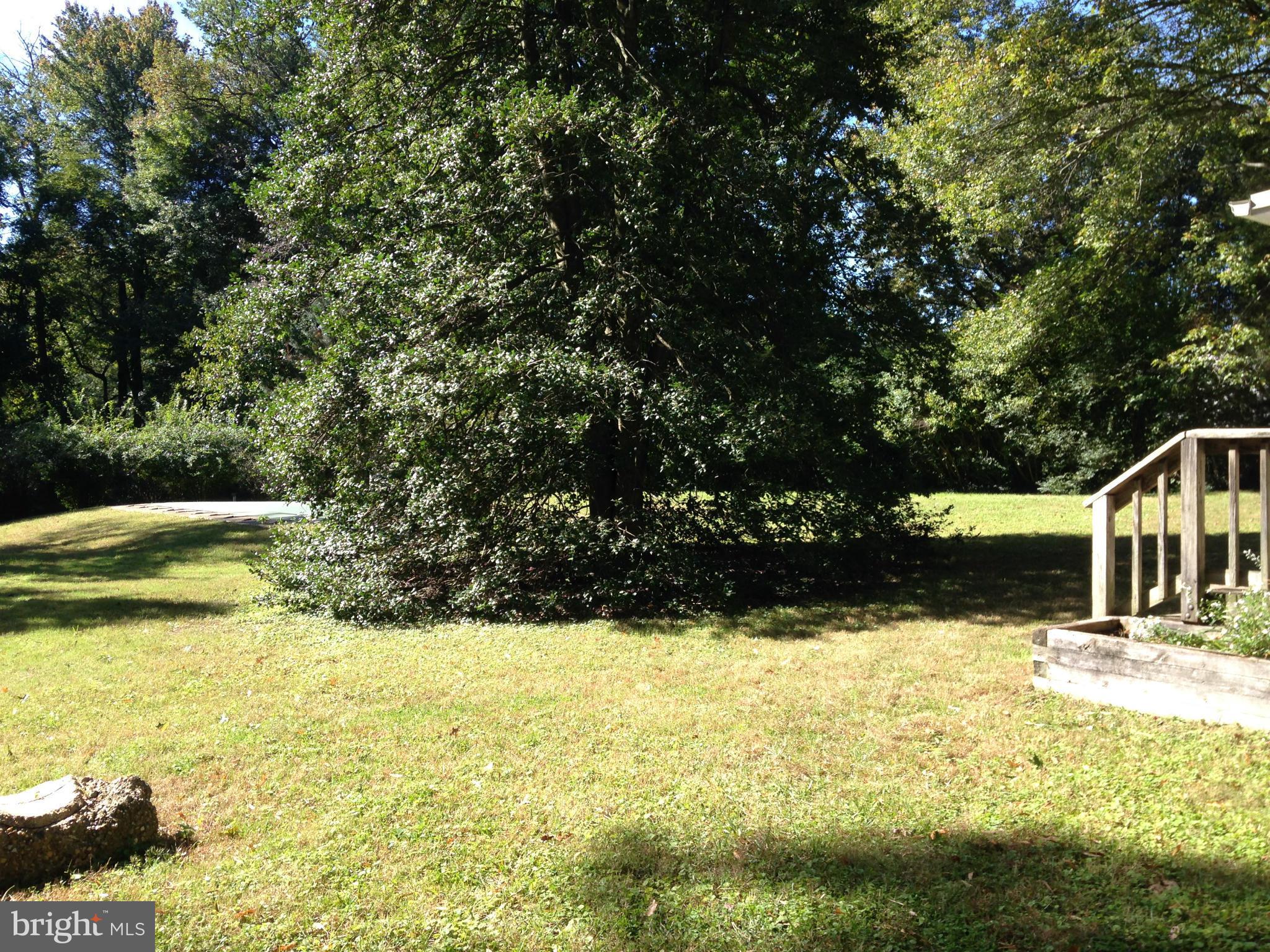 8431 Overbrook Road Fairfax, VA 22031 - Photo 2 of 9 Exterior (General)