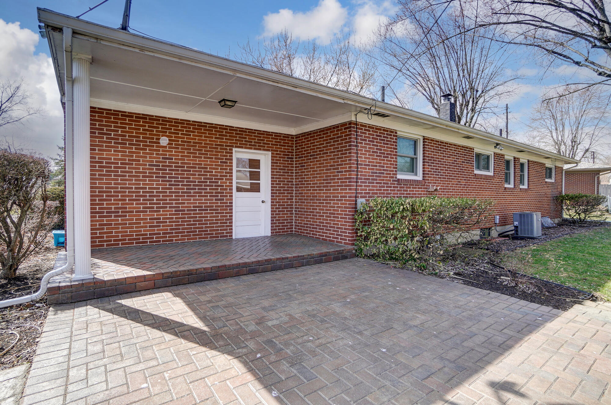 1034 Eastgate Road Springfield, OH 45503 - Photo 23 of 30