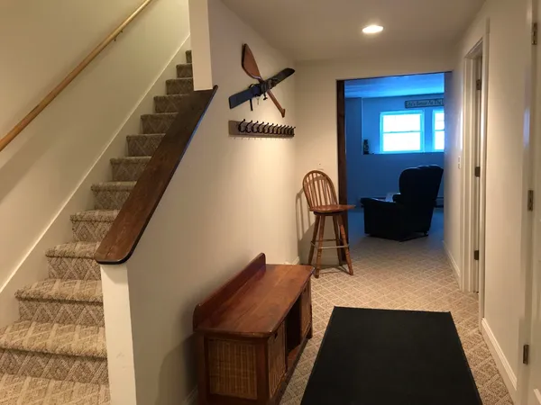 $2,500 | 562 New Hampshire Rte 103, Unit E, Sunapee, NH 03782