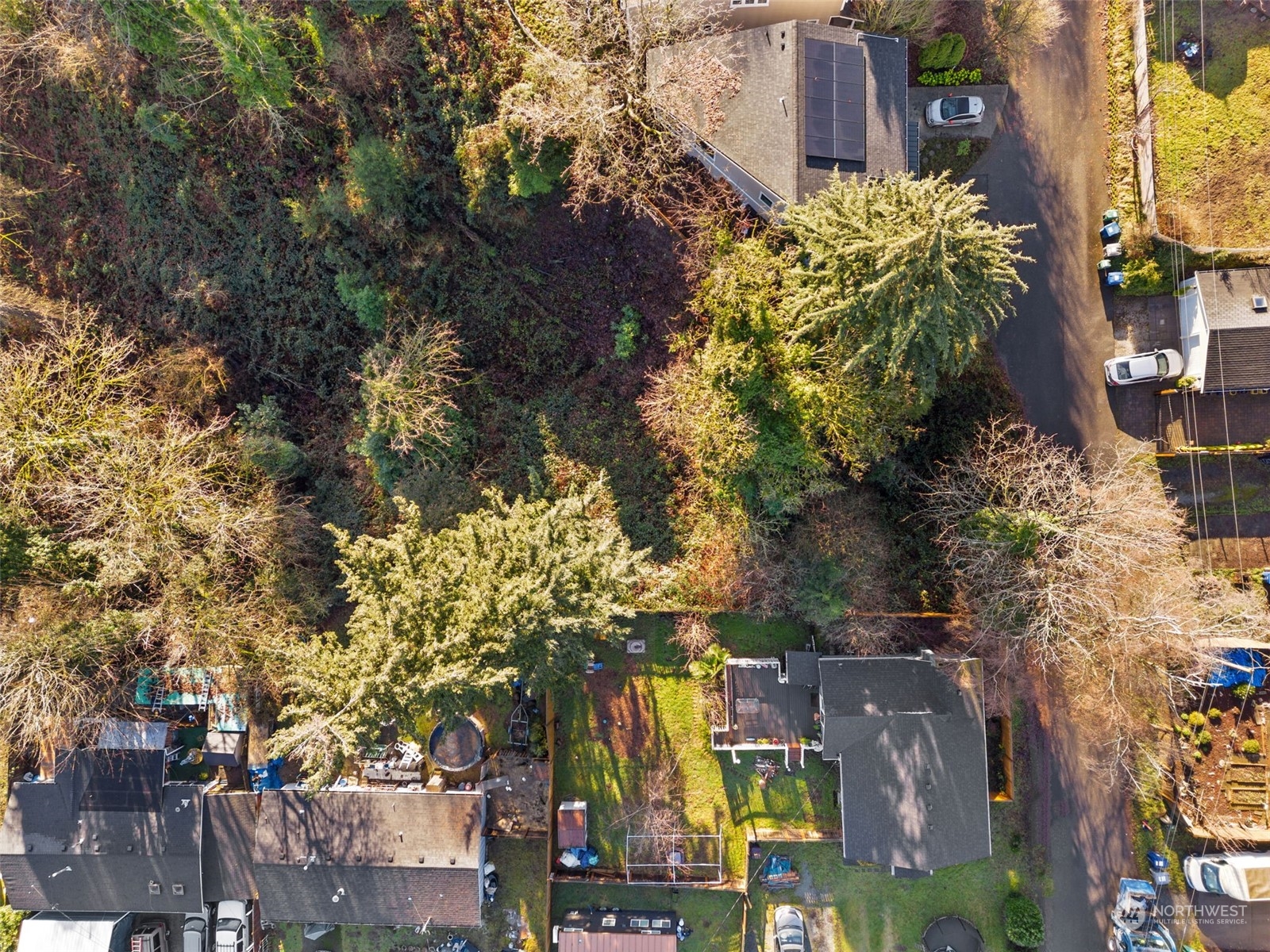315 Lind Avenue Northwest Renton, WA 98057 - Photo 9 of 16 a view of a multi story building
