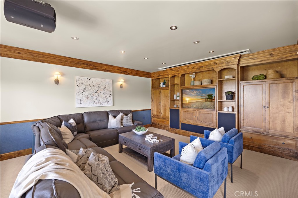 21 Emerald Irvine, CA 92614 - Photo 11 of 56 Movie Room