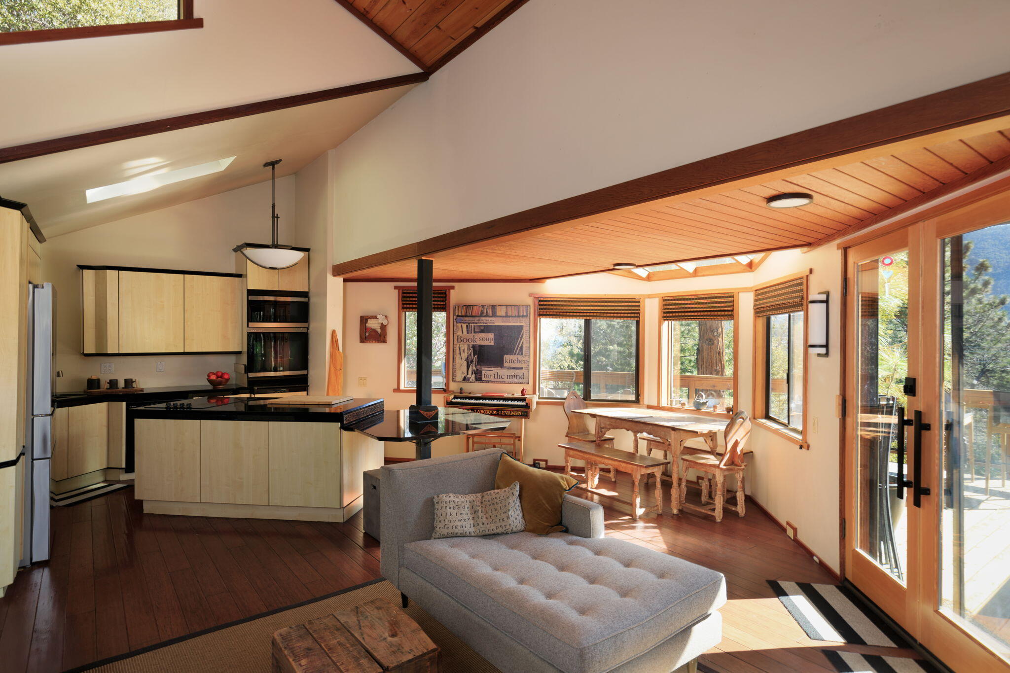 53590 Jeffery Pine Road Idyllwild, CA 92549 - Photo 12 of 61 21-web-or-mls-53590 Jeffery Pine Rd by P