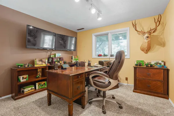 $775,000 | 2020 Bennett Avenue, Burley, ID 83318