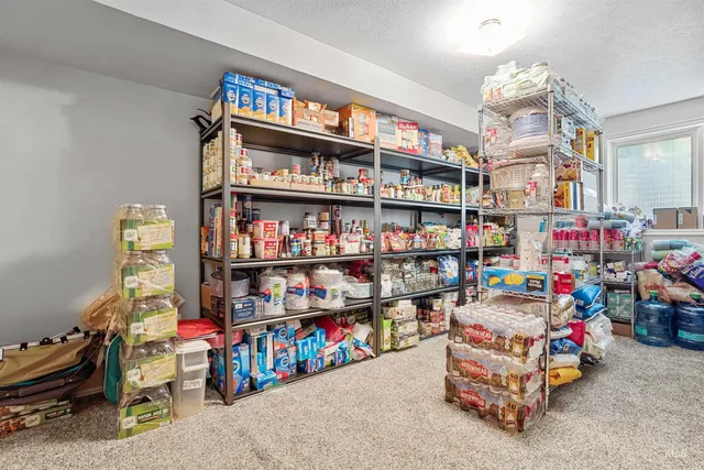 $850,000 | 2020 Bennett Avenue, Burley, ID 83318