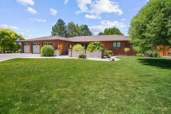 $775,000 | 2020 Bennett Avenue, Burley, ID 83318