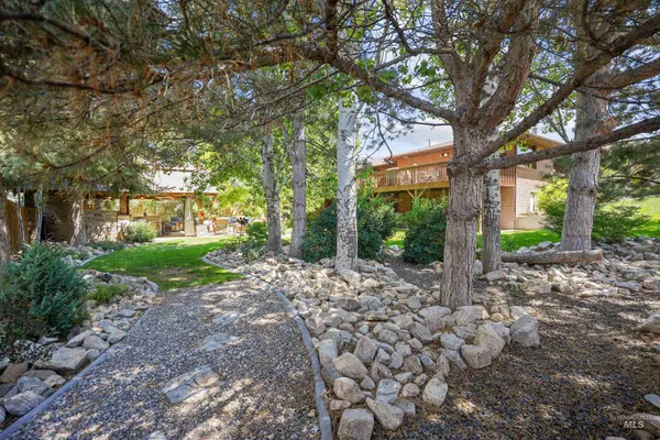 $775,000 | 2020 Bennett Avenue, Burley, ID 83318