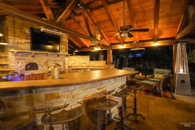 $850,000 | 2020 Bennett Avenue, Burley, ID 83318