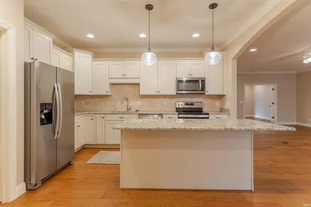 $355,000 | 8347 Nolia Lane, Newburgh, IN 47630