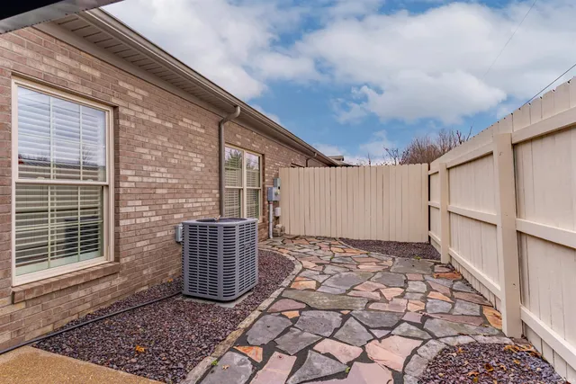 $355,000 | 8347 Nolia Lane, Newburgh, IN 47630