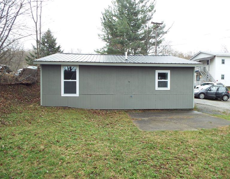 11 McHugh Road Barre Town, VT 05654 - Photo 2 of 13