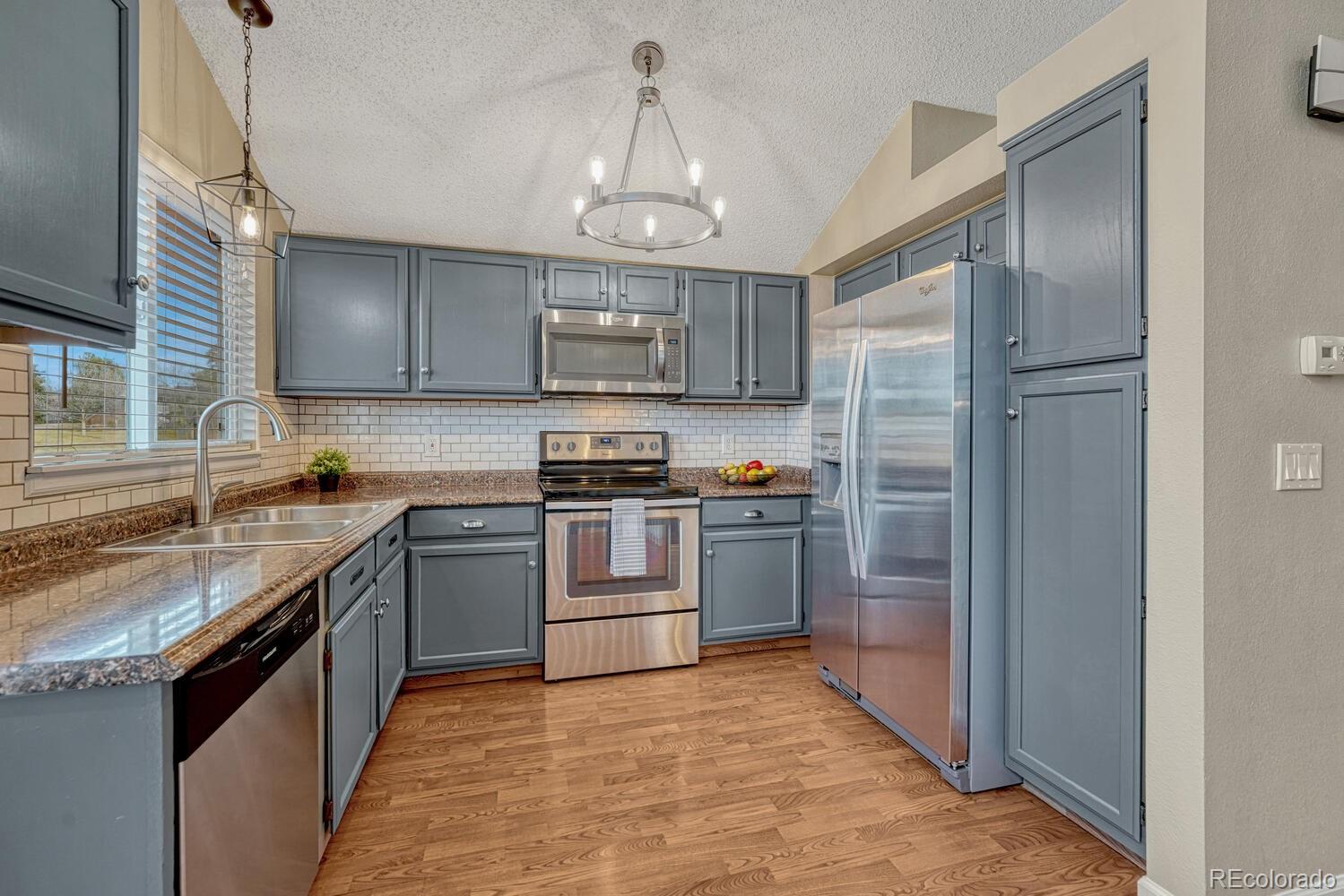 6483 Laguna Circle Highlands Ranch, CO 80130 - Photo 12 of 45