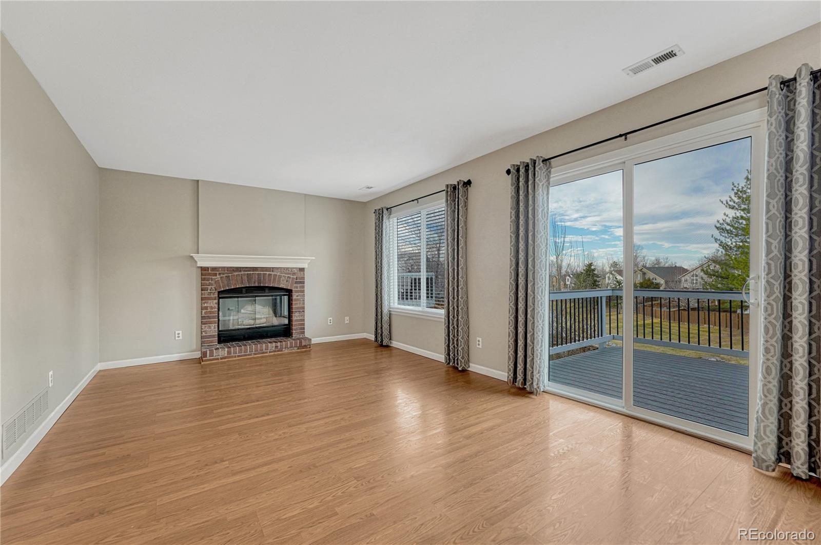 6483 Laguna Circle Highlands Ranch, CO 80130 - Photo 15 of 45