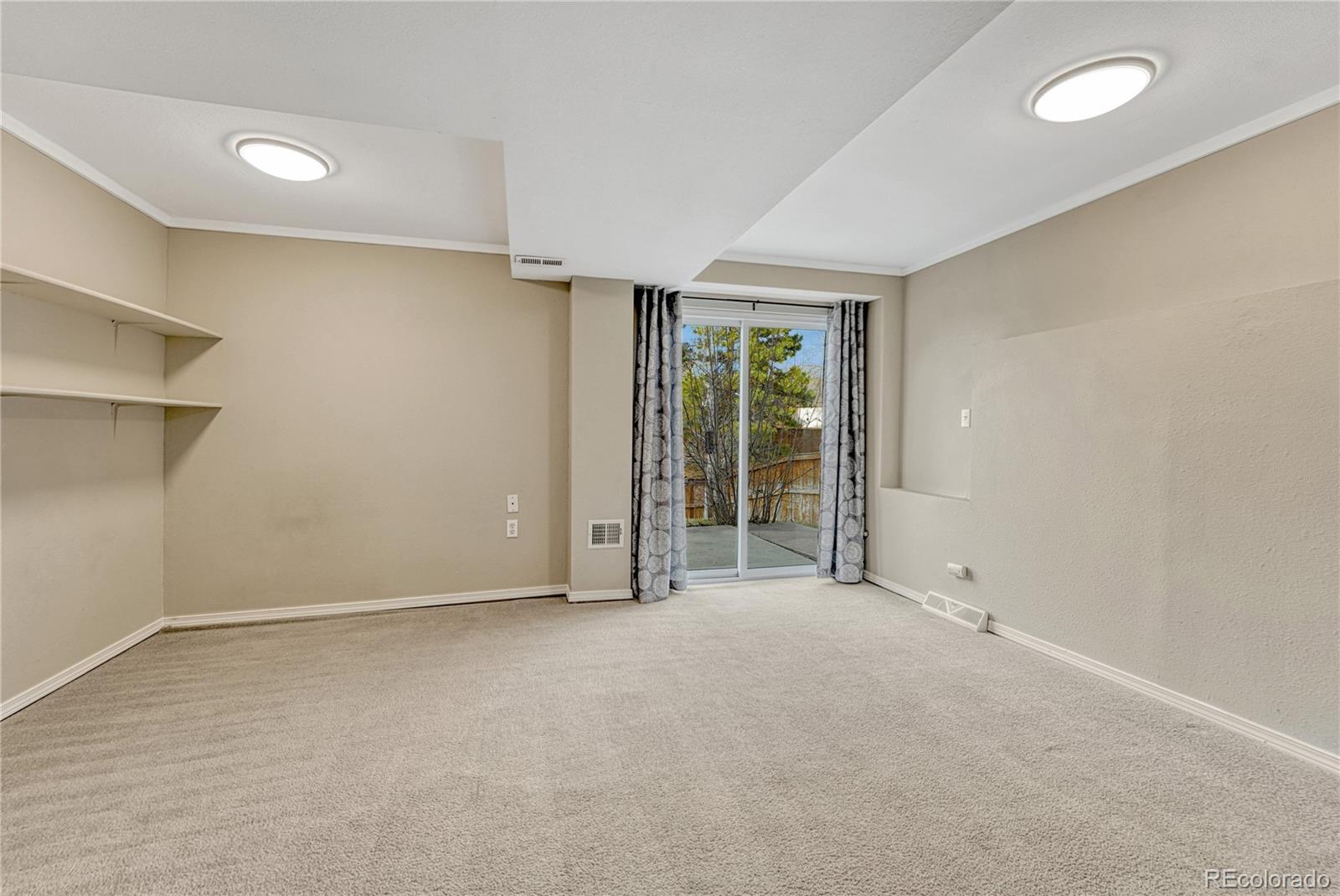 6483 Laguna Circle Highlands Ranch, CO 80130 - Photo 26 of 45