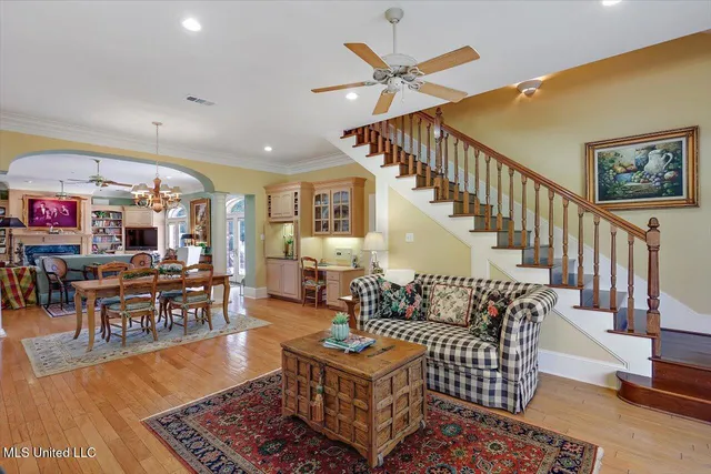 $925,000 | 607 Tiffintown Road, Vicksburg, MS 39183