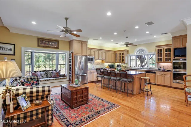 $925,000 | 607 Tiffintown Road, Vicksburg, MS 39183