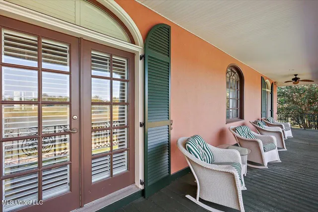 $925,000 | 607 Tiffintown Road, Vicksburg, MS 39183