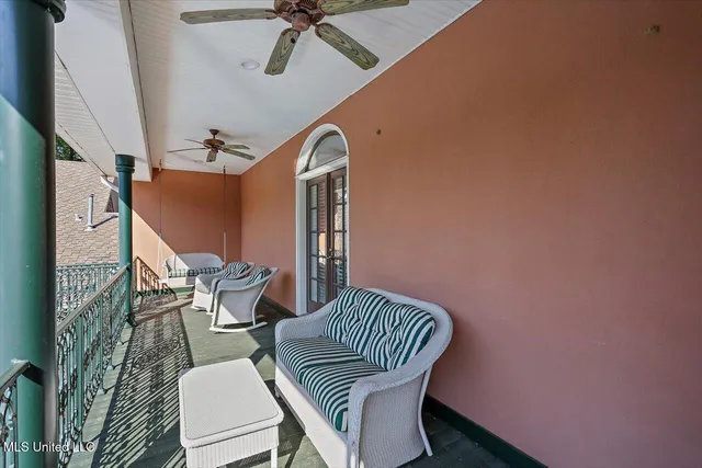 $925,000 | 607 Tiffintown Road, Vicksburg, MS 39183