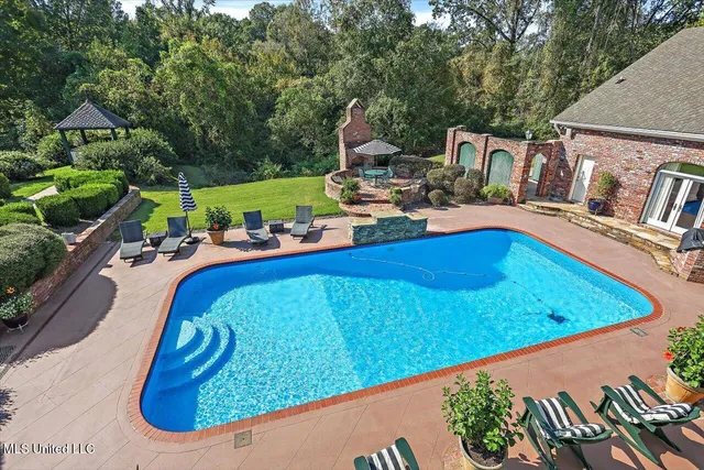 $925,000 | 607 Tiffintown Road, Vicksburg, MS 39183