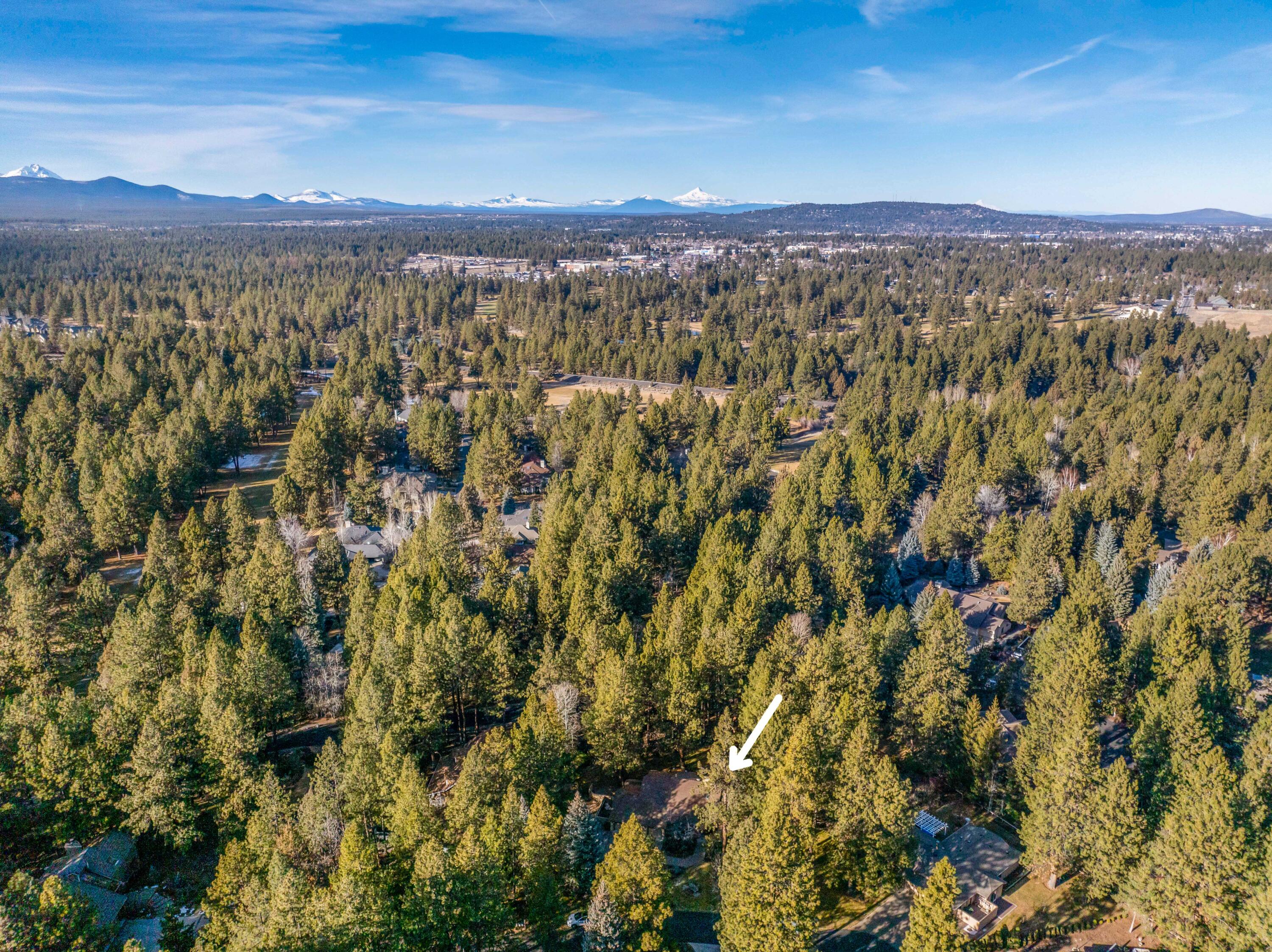 20388 Mission Ridge Court Bend, OR 97702 - Photo 40 of 46 05-Aerial
