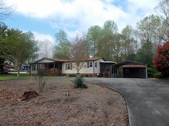 23036 McDonald Point Road, Unit SENECA Seneca, SC 29672 - Photo 3 of 27