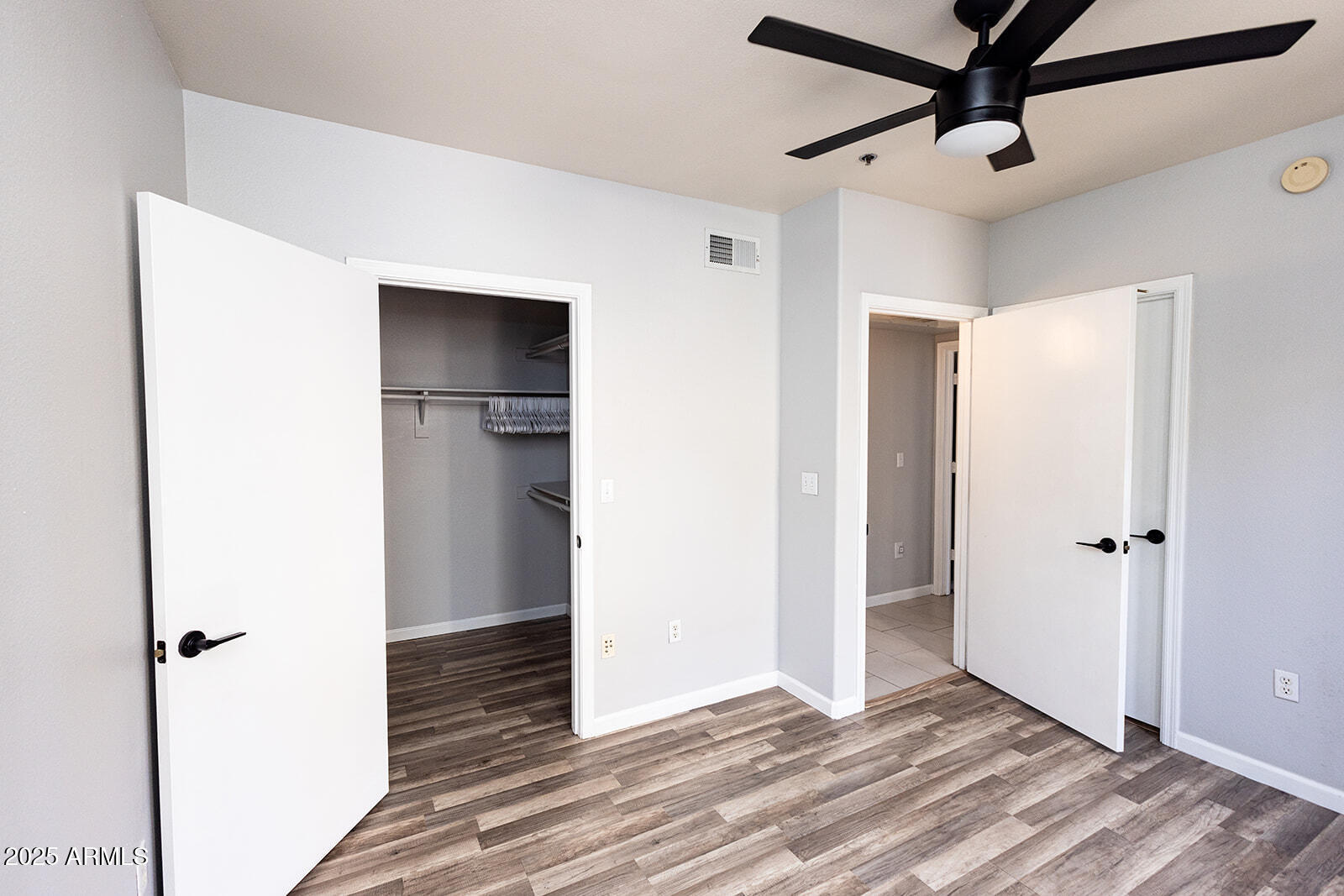 2134 East Broadway Road, Unit 1016 Tempe, AZ 85282 - Photo 18 of 33 a view of an empty room