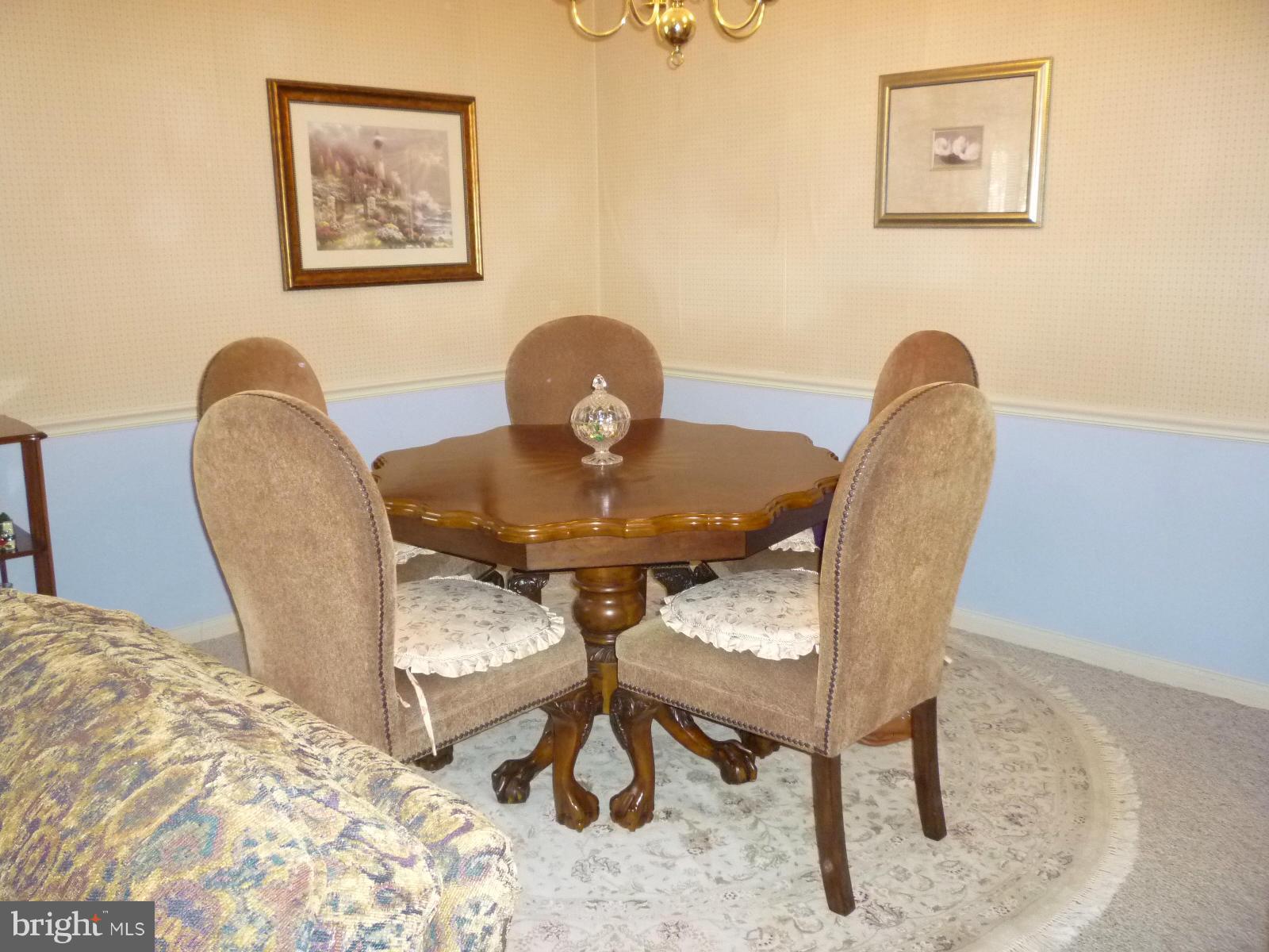 14900 Peach Orchard Road Silver Spring, MD 20905 - Photo 3 of 30 Dining Room