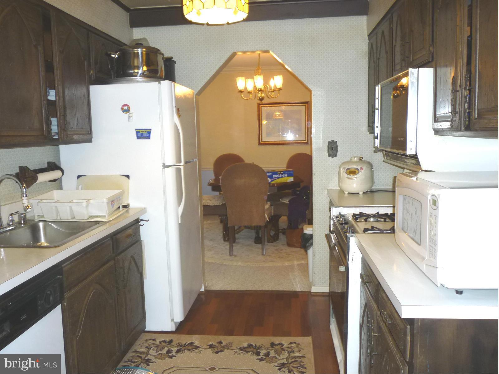14900 Peach Orchard Road Silver Spring, MD 20905 - Photo 7 of 30 Kitchen