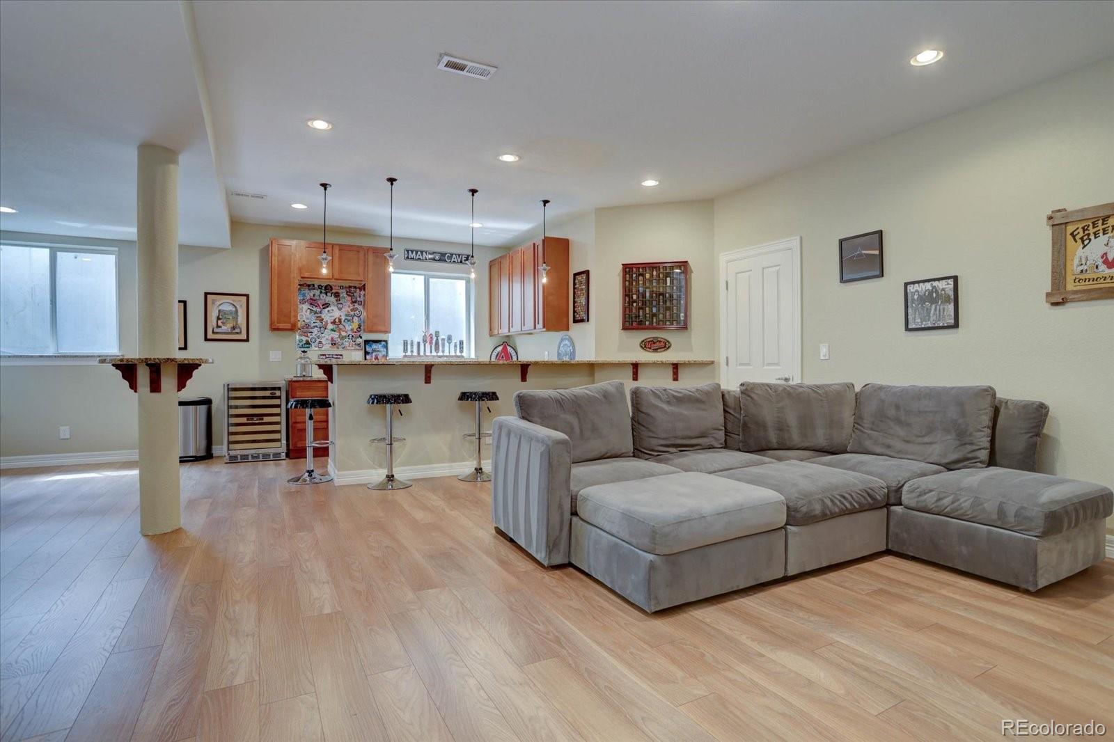 358 West Winterthur Way Highlands Ranch, CO 80129 - Photo 25 of 42 Gallery Image 25