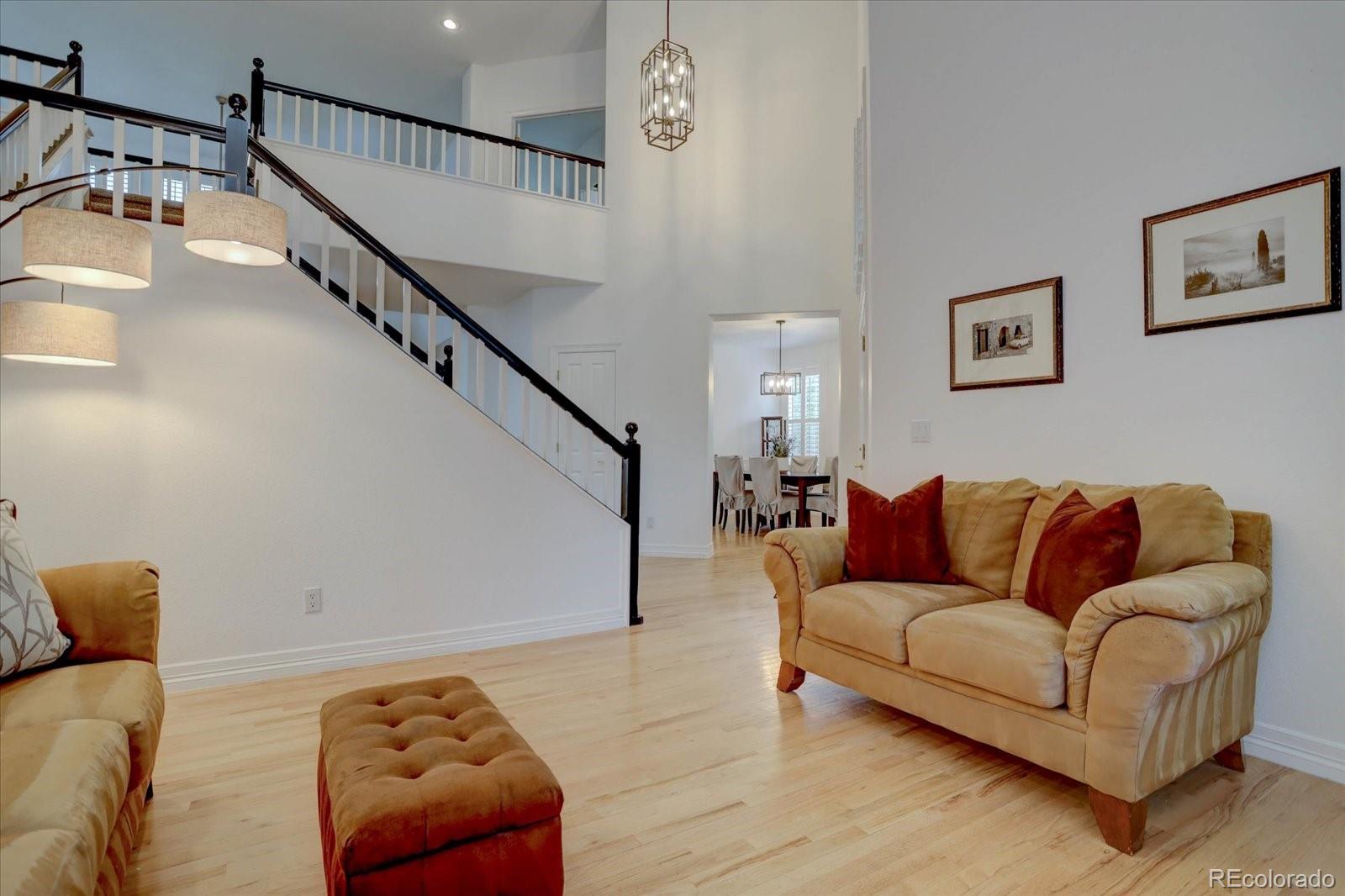 358 West Winterthur Way Highlands Ranch, CO 80129 - Photo 4 of 42 Gallery Image 4
