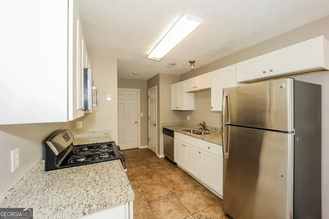 $1,595 | 10608 Pecan Lane, Jonesboro, GA 30238