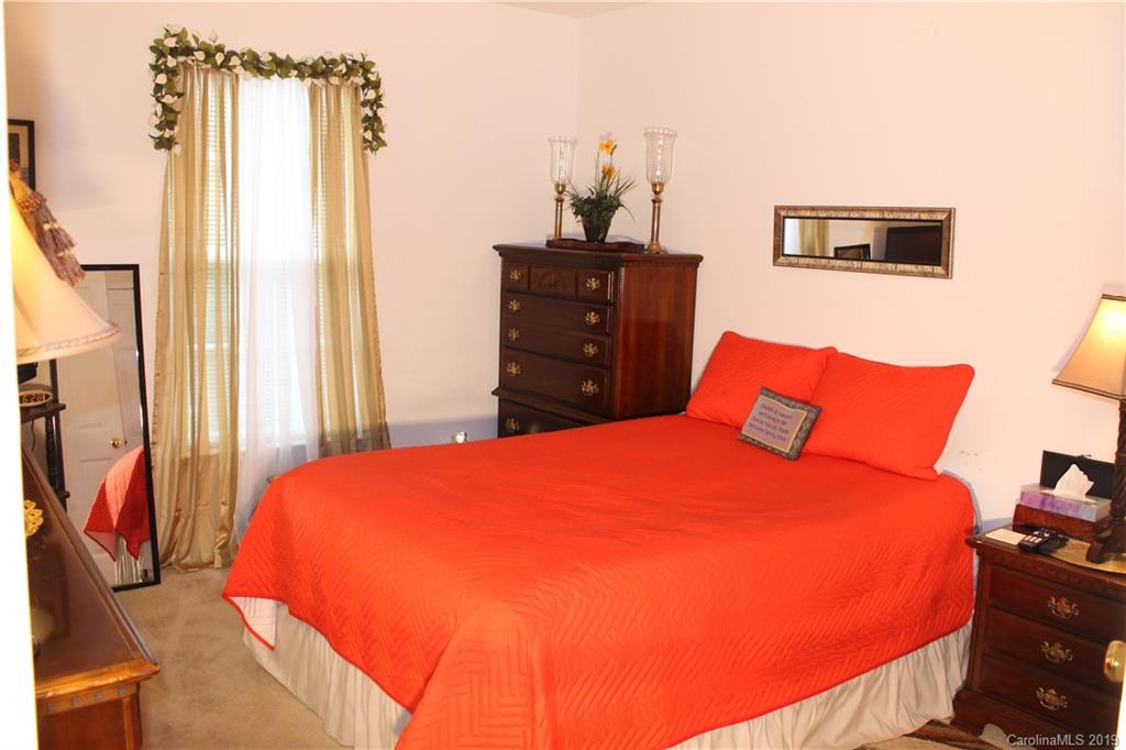 10330 Gold Pan Road Charlotte, NC 28215 - Photo 18 of 23 Gallery Image 18