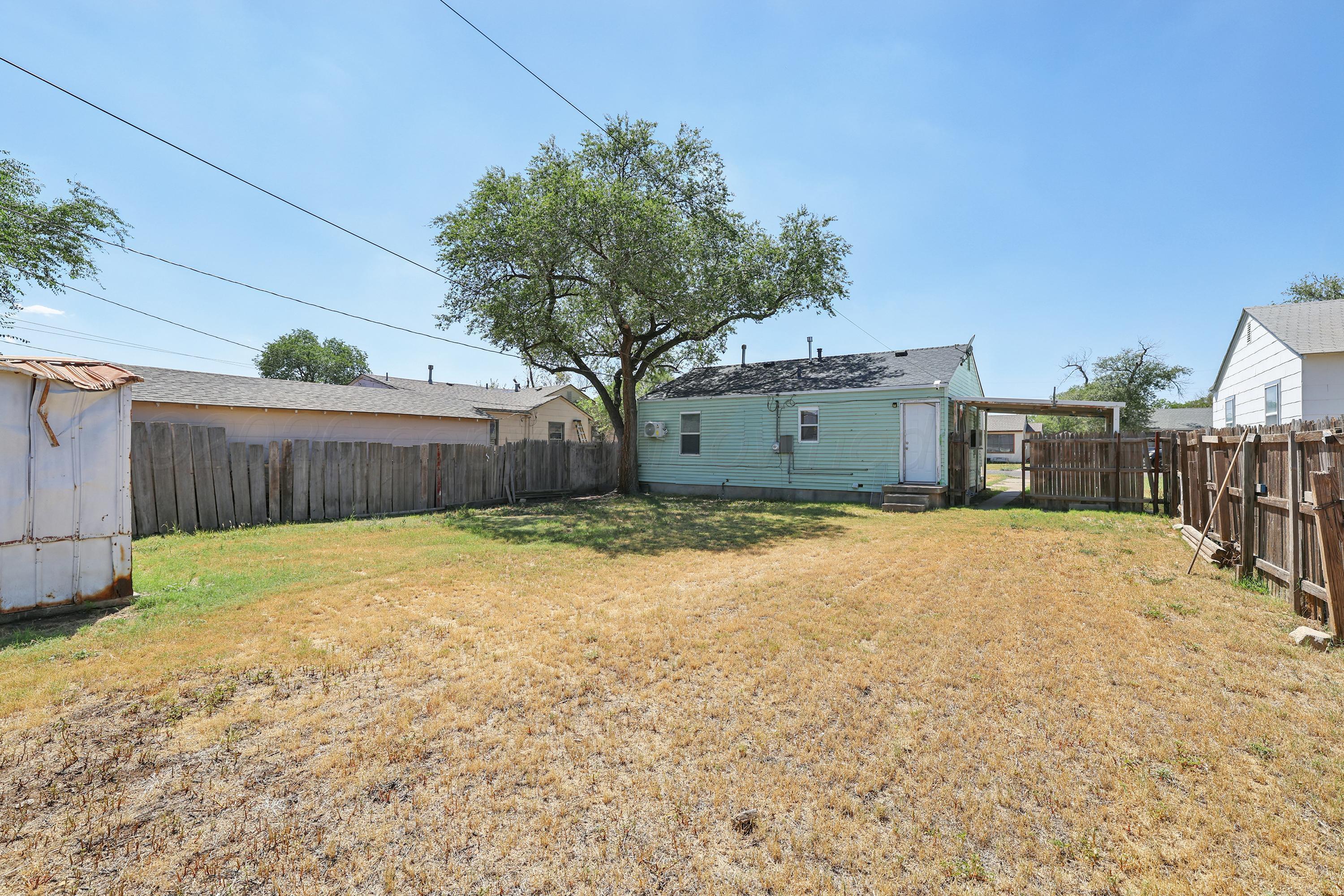 4613 South Lipscomb Street Amarillo, TX 79110 - Photo 18 of 20 18-Backyard